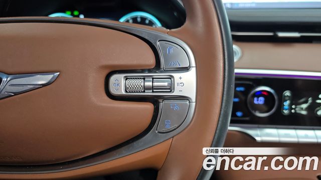 Genesis GV70 2021 — photo 21