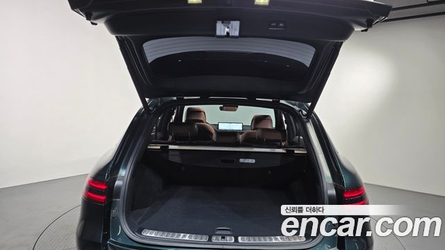 Genesis GV70 2021 — photo 24