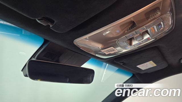 Genesis GV70 2021 — photo 25