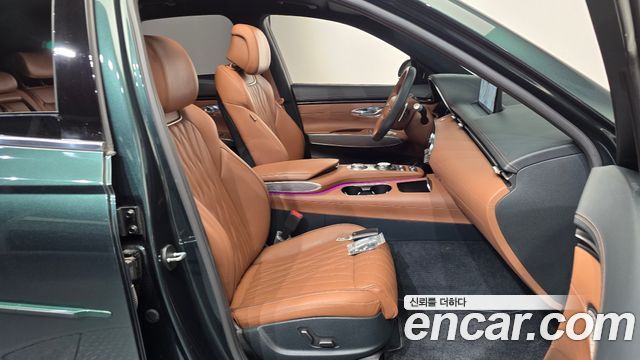 Genesis GV70 2021 — photo 16