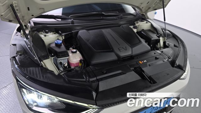 Kia EV6 2022 — photo 6
