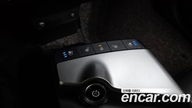 Kia EV6 2022 — photo 16