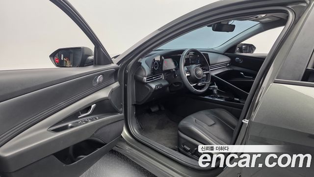 Hyundai AVANTE 2024 — photo 13