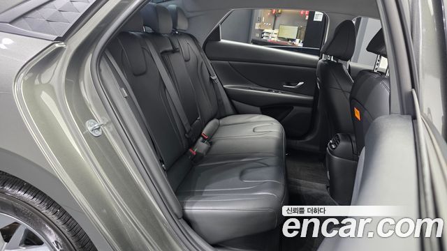 Hyundai AVANTE 2024 — photo 18
