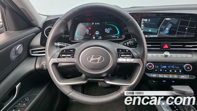 Hyundai AVANTE 2024 — photo 19