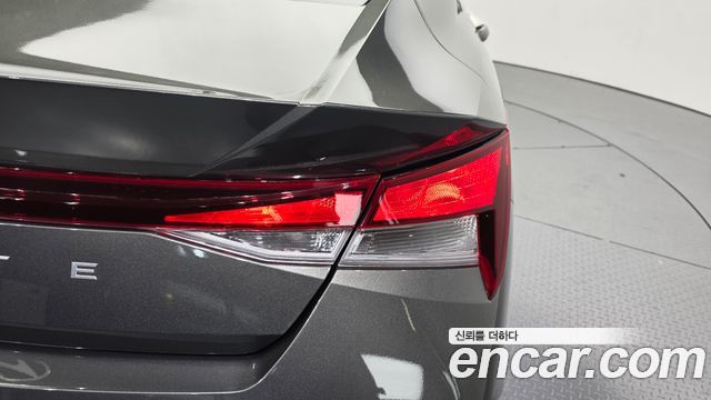 Hyundai AVANTE 2024 — photo 9