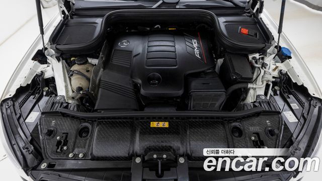 Mercedes-Benz GLE-Class 2024 — photo 6