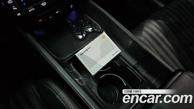 Hyundai Grandeur 2025 — photo 32