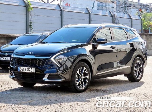Kia Sportage 2023 — photo 2