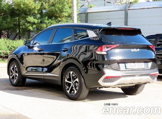 Kia Sportage 2023 — photo 3