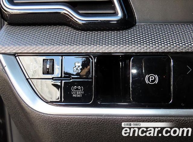 Kia Sportage 2023 — photo 12
