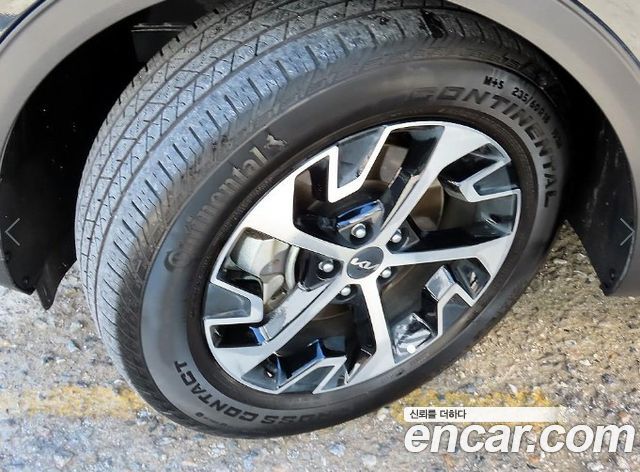 Kia Sportage 2023 — photo 20