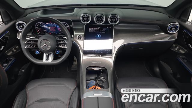 Mercedes-Benz GLC-Class 2026 — photo 10