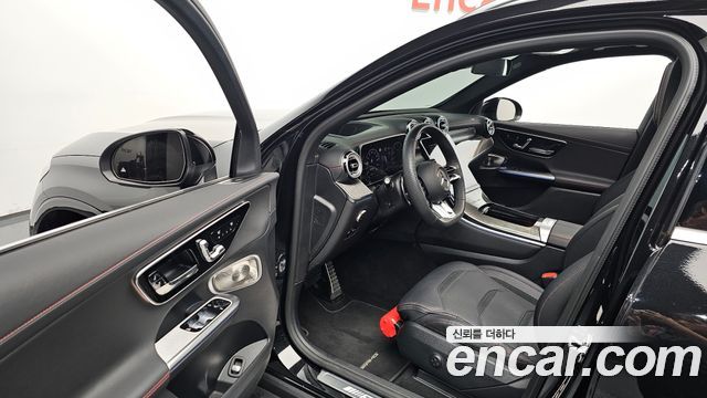 Mercedes-Benz GLC-Class 2026 — photo 13