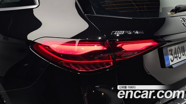 Mercedes-Benz GLC-Class 2026 — photo 9