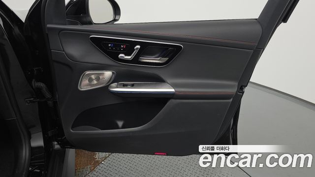 Mercedes-Benz GLC-Class 2026 — photo 15