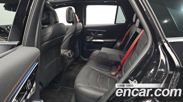 Mercedes-Benz GLC-Class 2026 — photo 16
