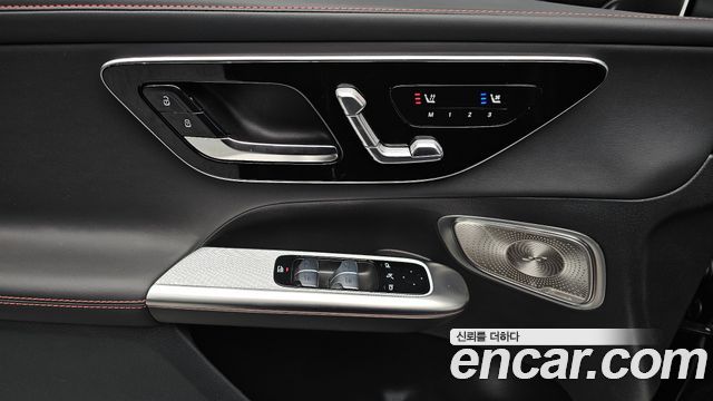 Mercedes-Benz GLC-Class 2026 — photo 27