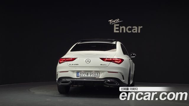 Mercedes-Benz CLA-Class 2022 — photo 4