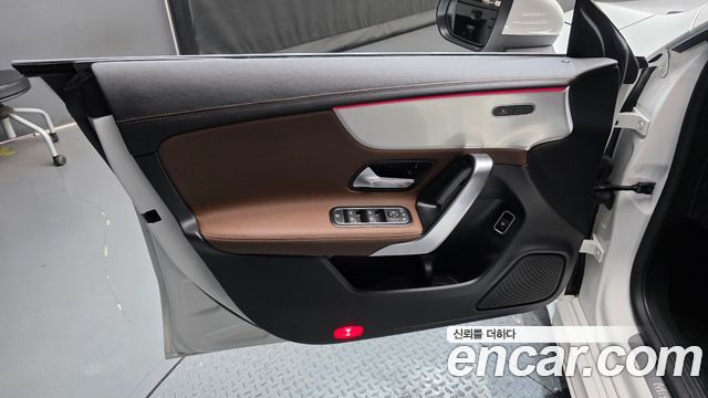 Mercedes-Benz CLA-Class 2022 — photo 14