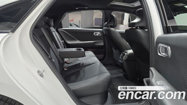 Hyundai Ioniq6 2023 — photo 17