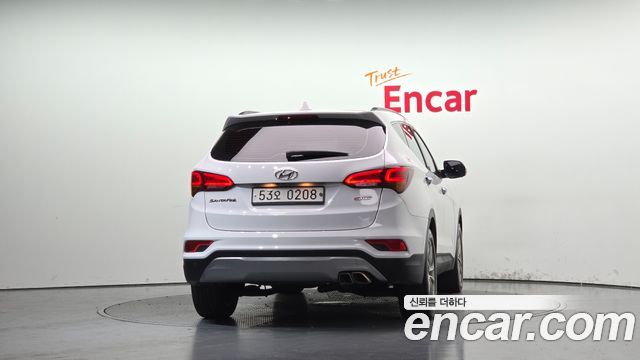 Hyundai Santafe 2016 — photo 4