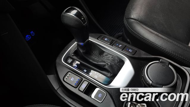Hyundai Santafe 2016 — photo 9