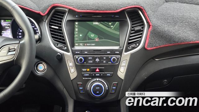 Hyundai Santafe 2016 — photo 18