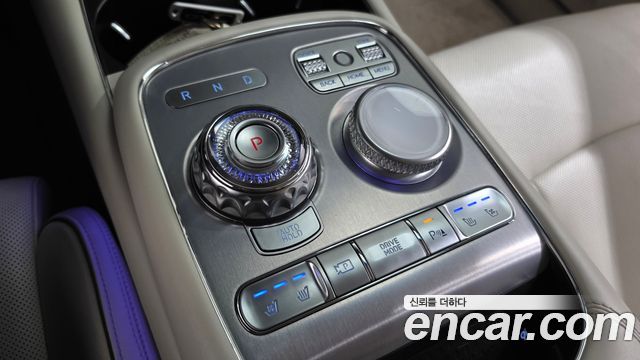 Genesis G90 2022 — photo 12