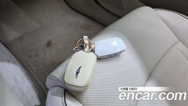 Genesis G90 2022 — photo 21