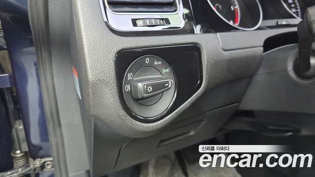 Volkswagen Golf 2015 — photo 17