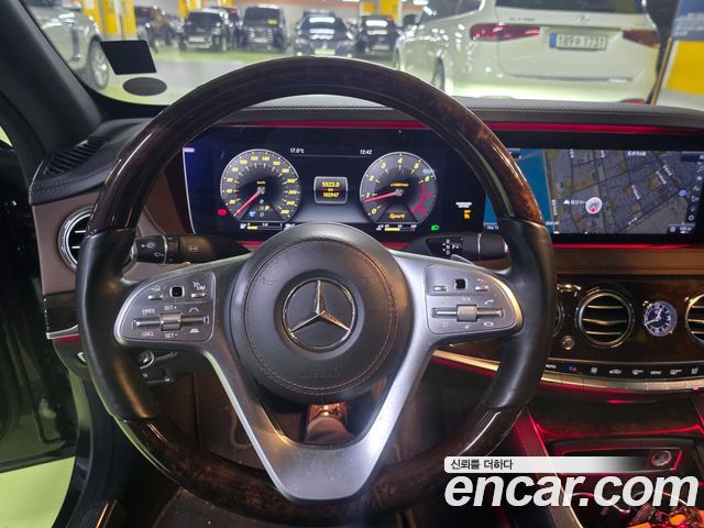Mercedes-Benz S-Class 2018 — photo 12