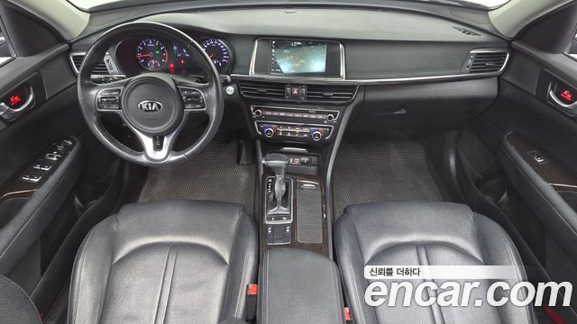 Kia K5 2016 — photo 7