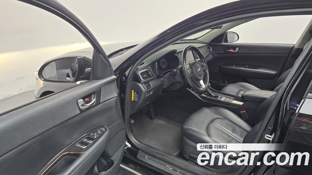 Kia K5 2016 — photo 10