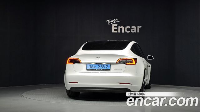Tesla Model 3 2022 — photo 4