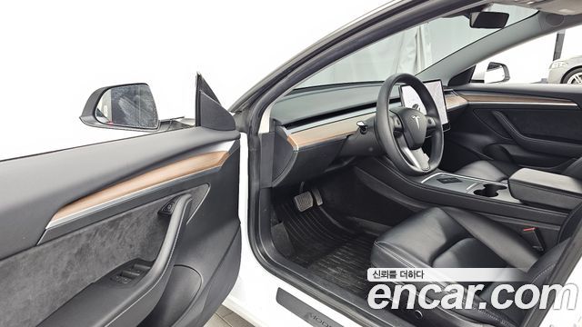 Tesla Model 3 2022 — photo 10