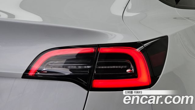 Tesla Model 3 2022 — photo 9
