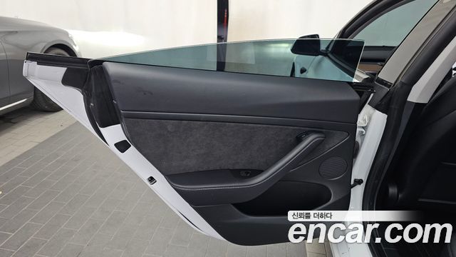 Tesla Model 3 2022 — photo 15