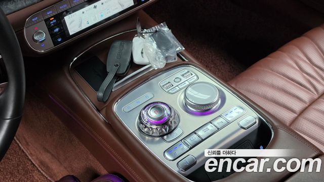 Genesis G90 2022 — photo 12