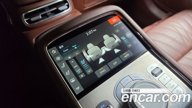 Genesis G90 2022 — photo 26