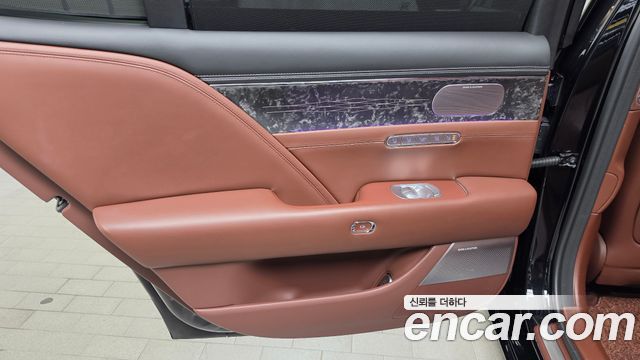 Genesis G90 2022 — photo 15