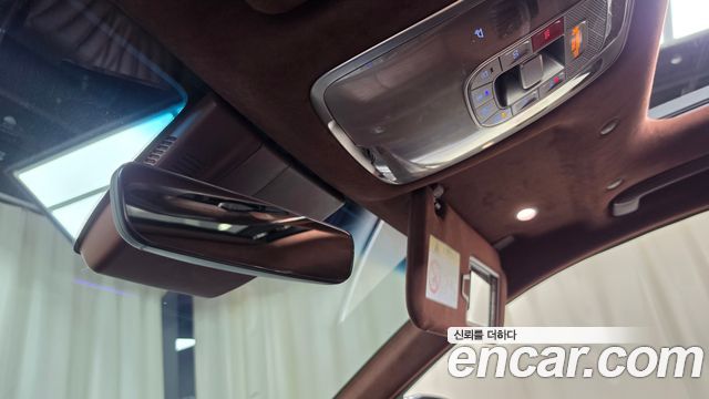 Genesis G90 2022 — photo 33