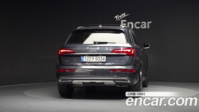 Audi Q5 2022 — photo 4