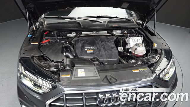 Audi Q5 2022 — photo 6
