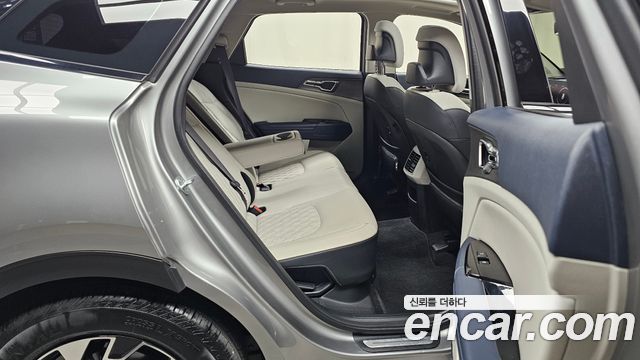 Kia Sportage 2022 — photo 17
