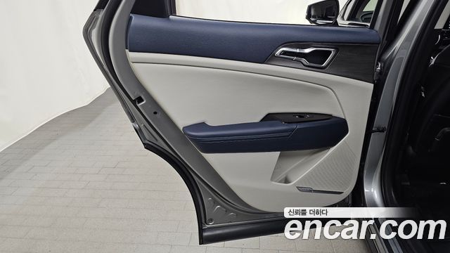 Kia Sportage 2022 — photo 15