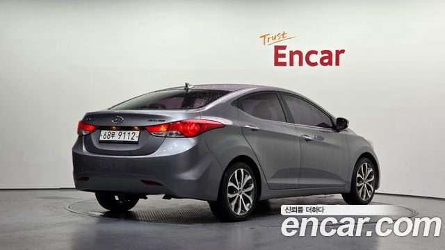 Hyundai AVANTE 2012 — photo 2
