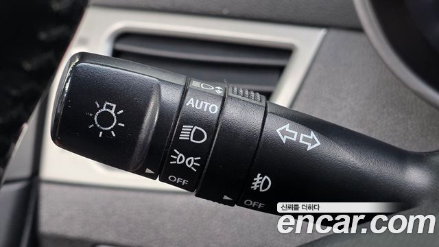 Hyundai AVANTE 2012 — photo 15