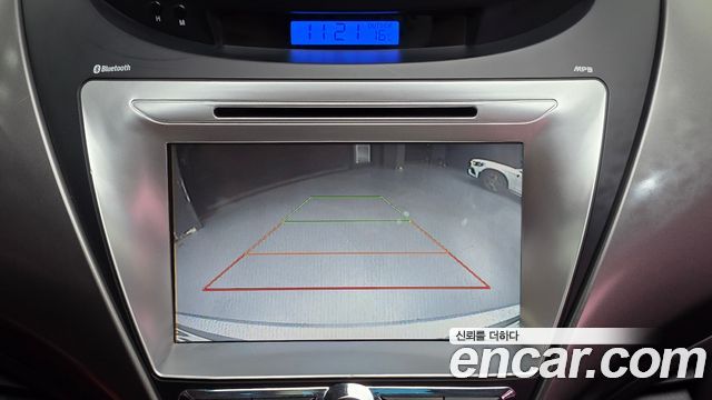Hyundai AVANTE 2012 — photo 18