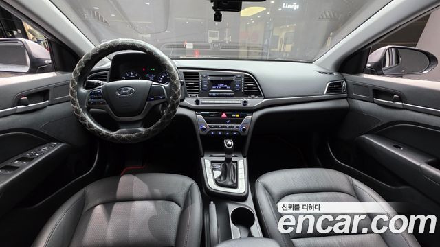 Hyundai AVANTE 2016 — photo 7